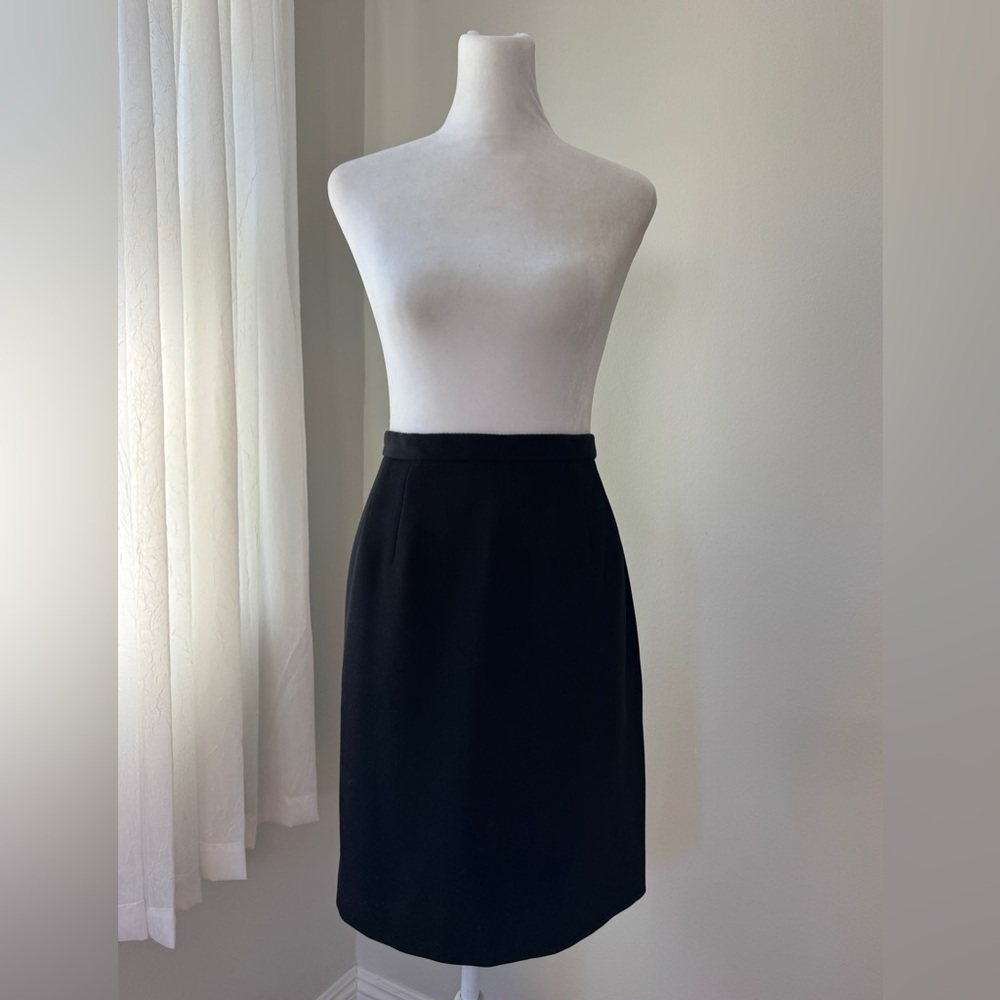 Vintage ‘90s Saks Fifth Avenue The Works 100% Wool Black Knee Length Skirt